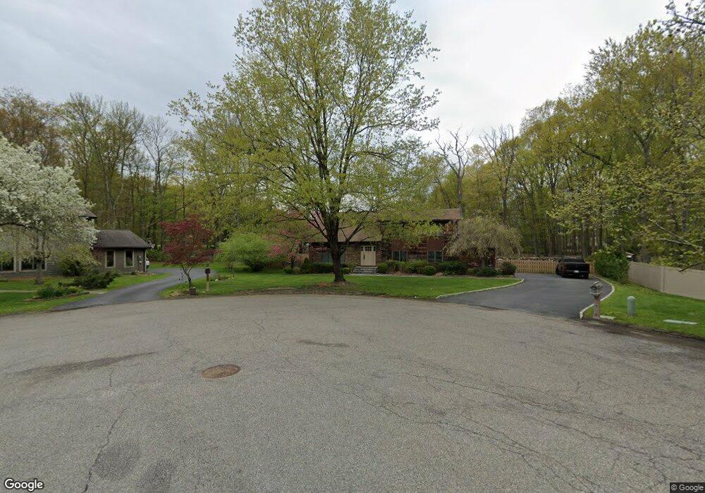 879 Granite Springs Rd, Yorktown Heights, NY 10598 - photo 1
