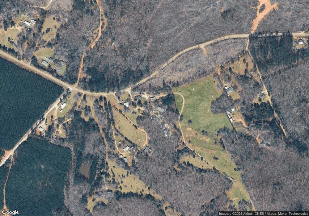 93 Jones Dr, Comer, GA 30629 - photo 1