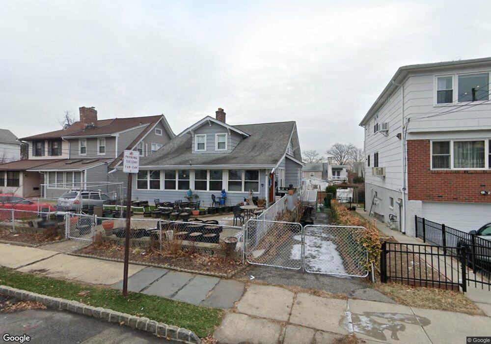 24 S Devoe Ave, Yonkers, NY 10705 - photo 1