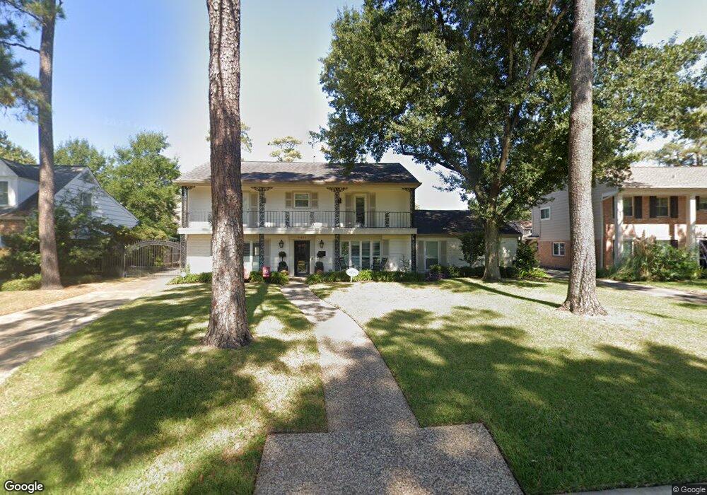 13814 Perthshire Rd, Houston, TX 77079 - photo 1