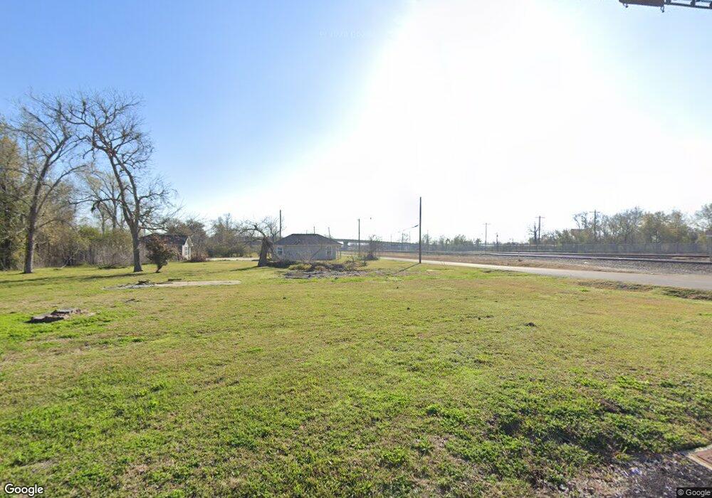 1003 Railroad Ave, Lake Charles, LA 70601 - photo 1