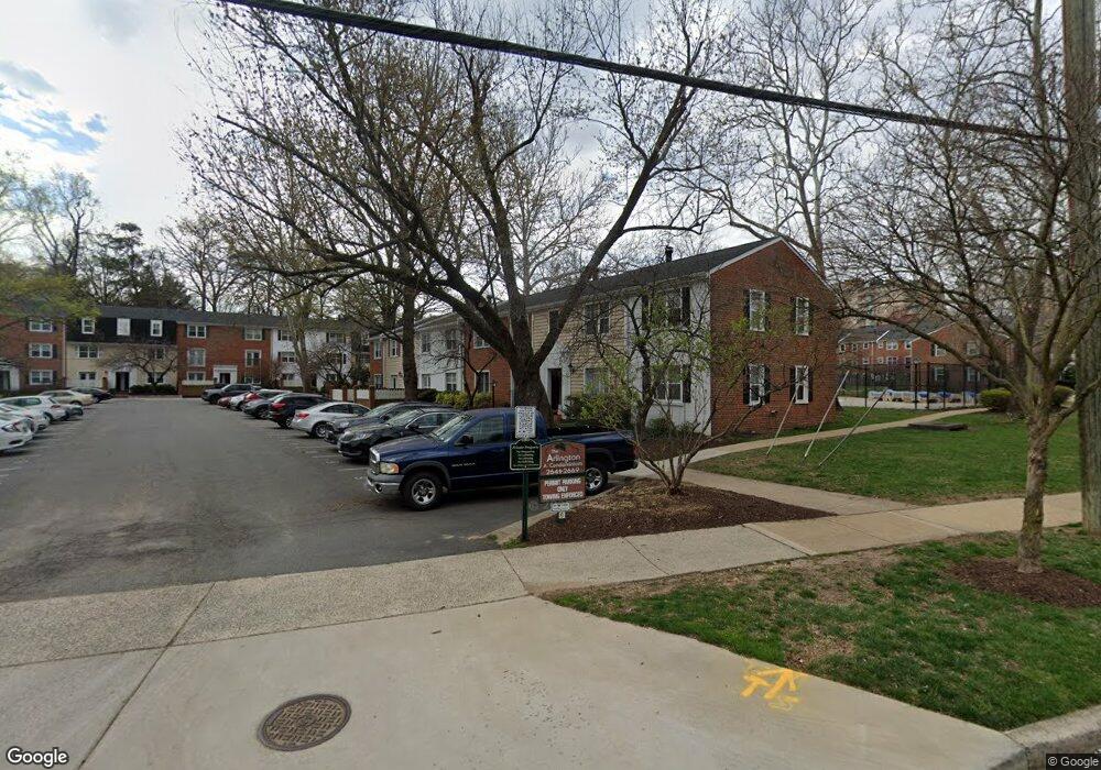 2667 S Walter Reed Dr unit A, Arlington, VA 22206 - photo 1
