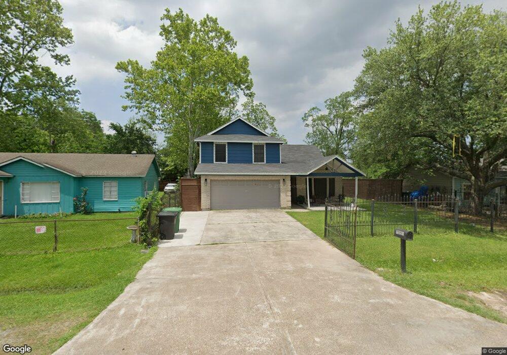 7551 Carothers St, Houston, TX 77028 - photo 1