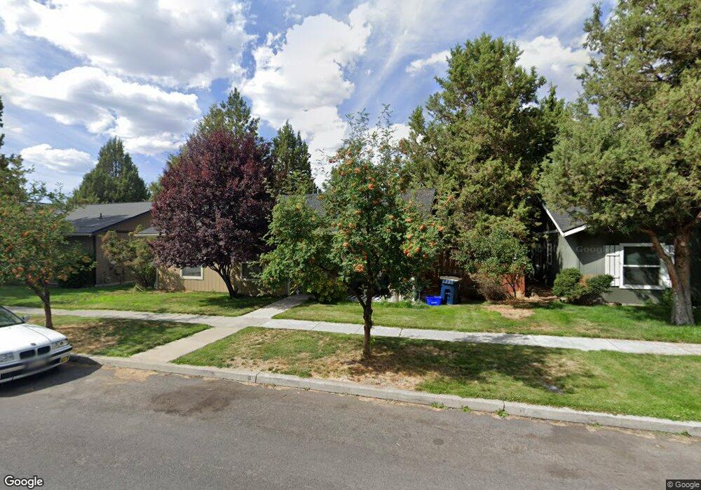 61181 Larkspur Loop, Bend, OR 97702 - photo 1