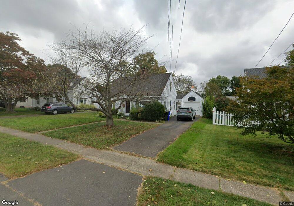 6 Crosshill Rd, West Hartford, CT 06107 - photo 1