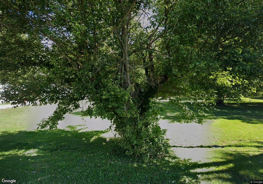 139 E Brookhaven Dr, Caseyville, IL 62232 - photo 1