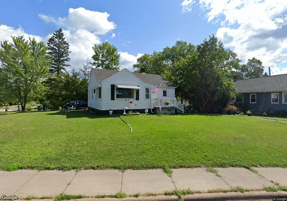 28 N 54th Ave E, Duluth, MN 55804 - photo 1