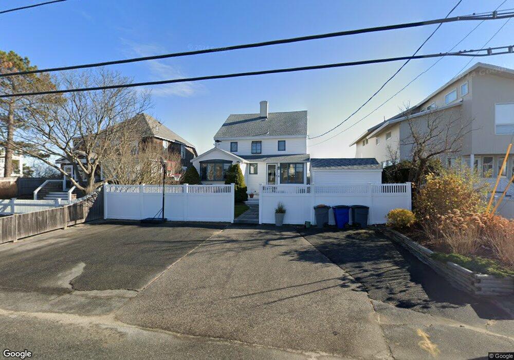 127 Atlantic Ave, Seabrook, NH 03874 - photo 1