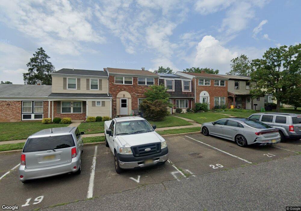 20 Farragut Ct, Willingboro, NJ 08046 - photo 1