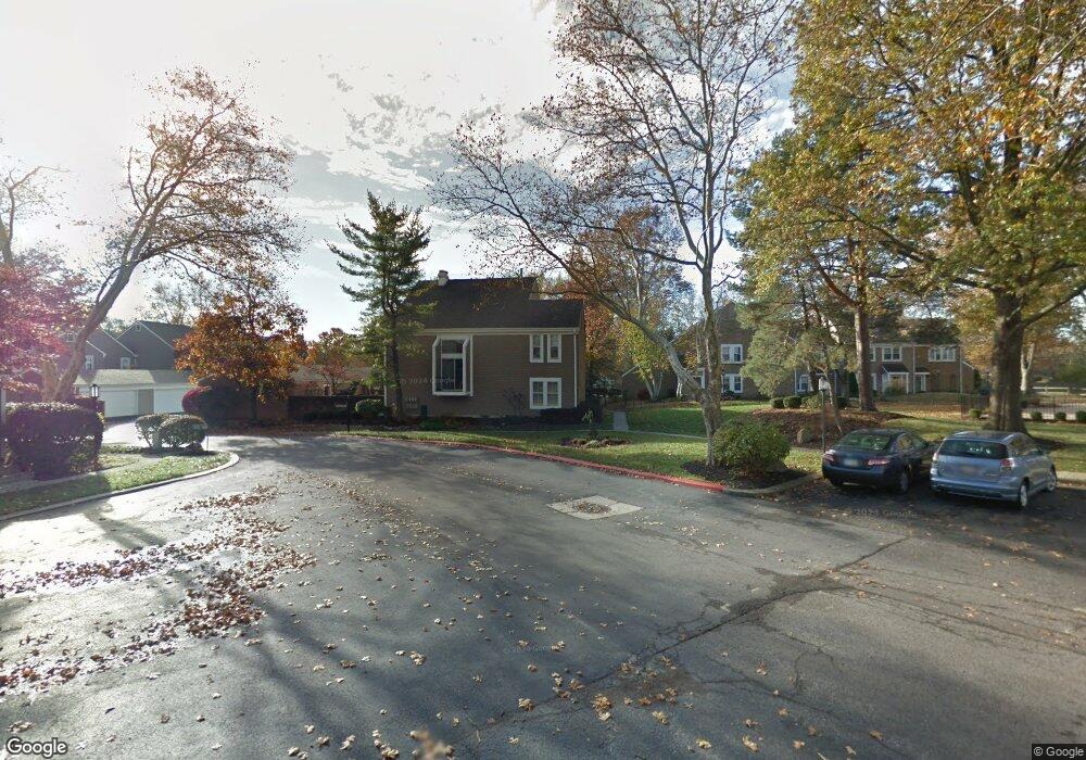 5563 Chowning Way unit 3C, Columbus, OH 43213 - photo 1