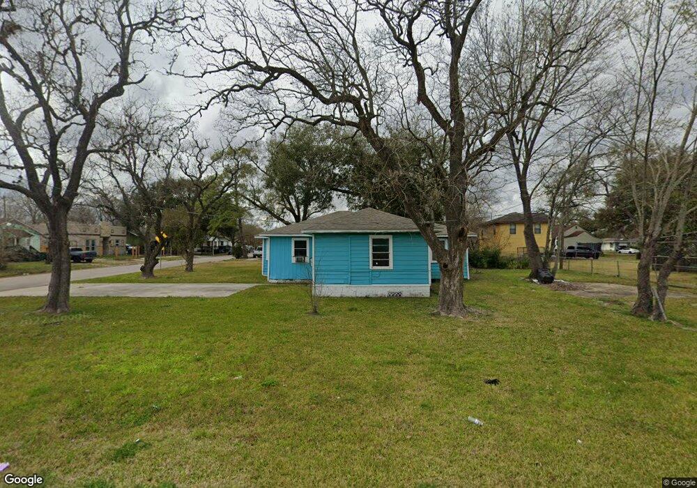 4529 Dewberry St, Houston, TX 77021 - photo 1