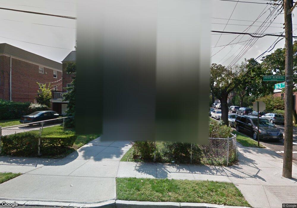 16302 Booth Memorial Ave, Fresh Meadows, NY 11365 - photo 1