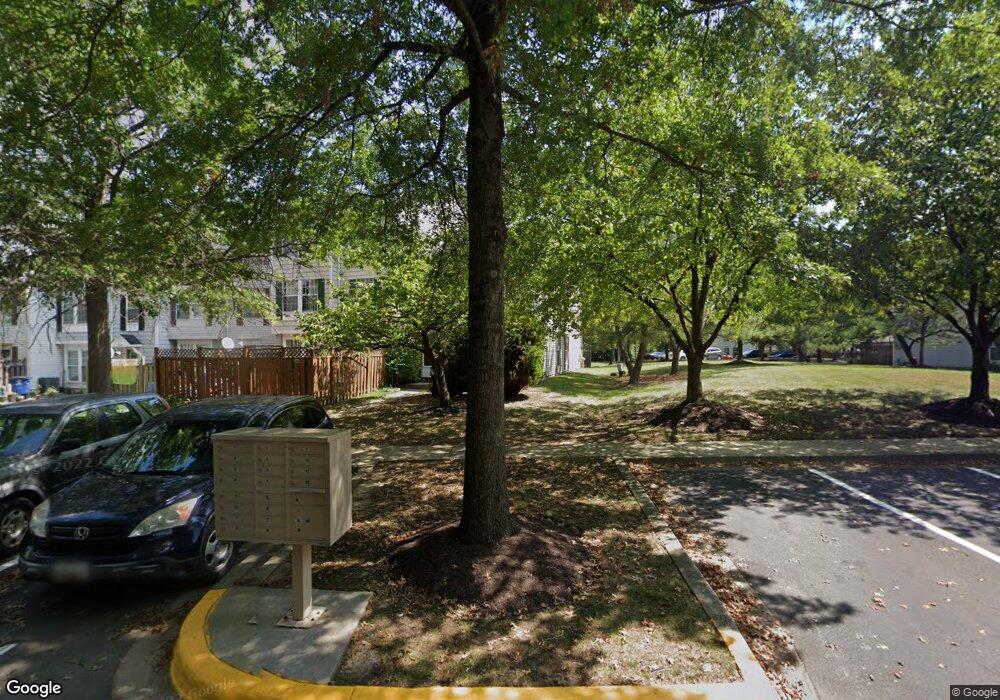 3208 Tapestry Cir, Burtonsville, MD 20866 - photo 1