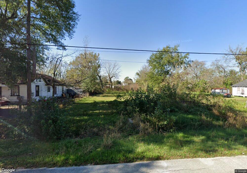 4609 Leffingwell St, Houston, TX 77026 - photo 1