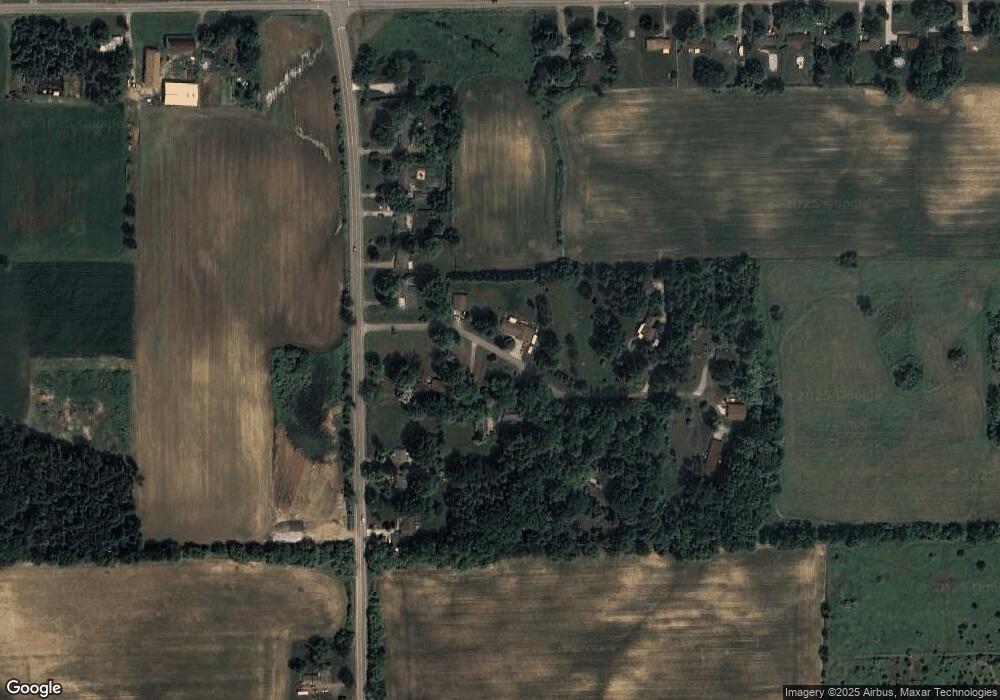 2464 N Seymour Rd, Flushing, MI 48433 - photo 1