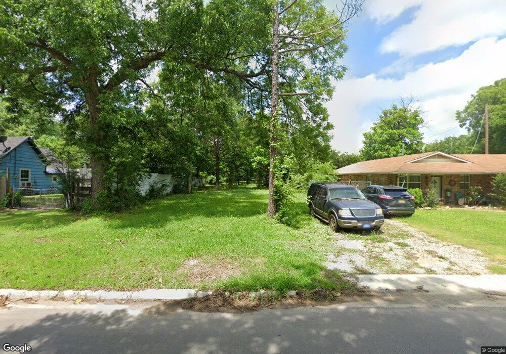 325 F St NE, Ardmore, OK 73401 - photo 1