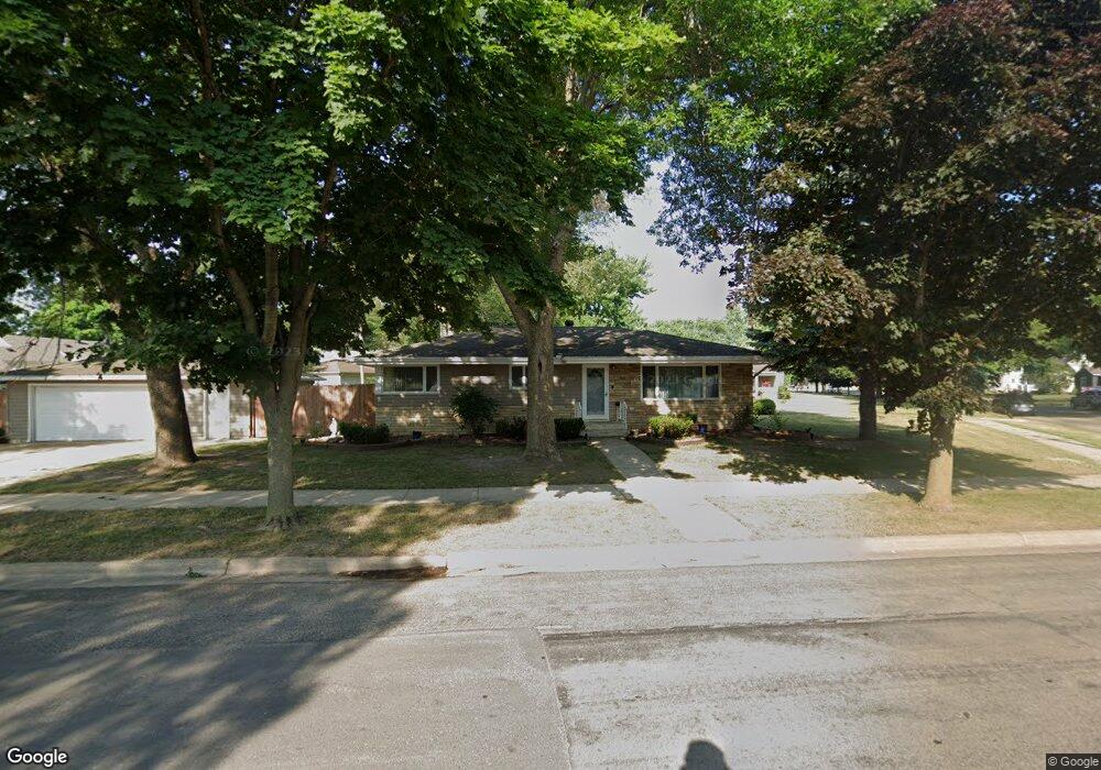 300 14th St SW, Austin, MN 55912 - photo 1