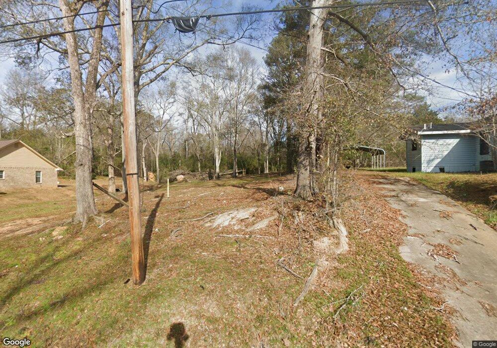 229 Saint Charles St, Hazlehurst, MS 39083 - photo 1