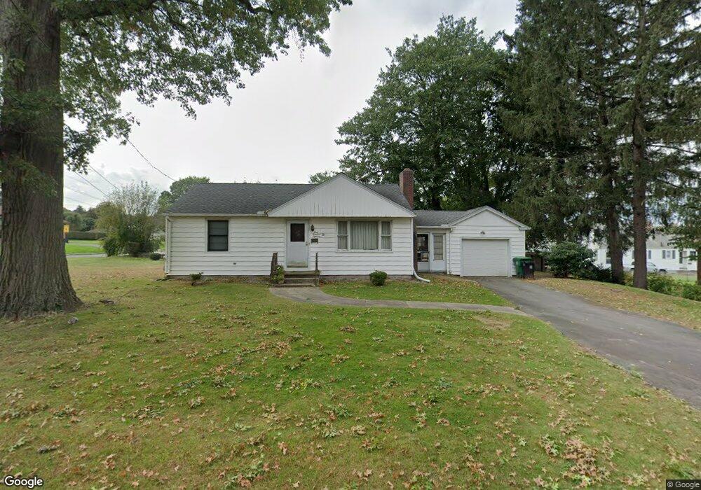 118 Moore St, Chicopee, MA 01013 - photo 1