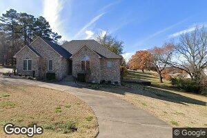 1101 Carruthers Dr, Morrilton, AR 72110