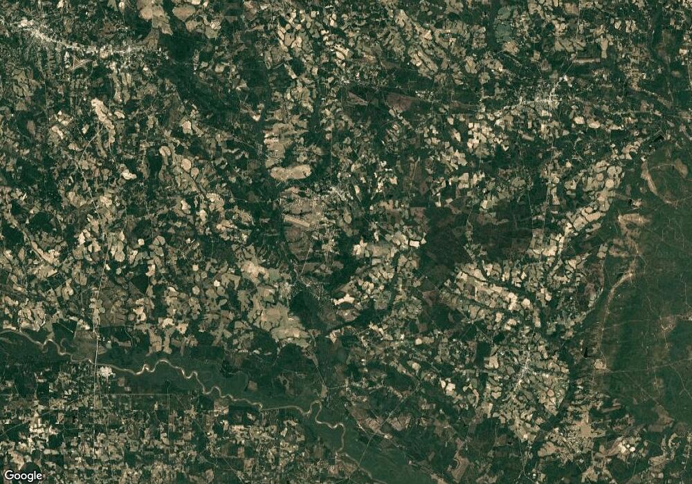 653 Best Loop unit wa, Mount Pleasant Boro, GA 30453 - photo 1