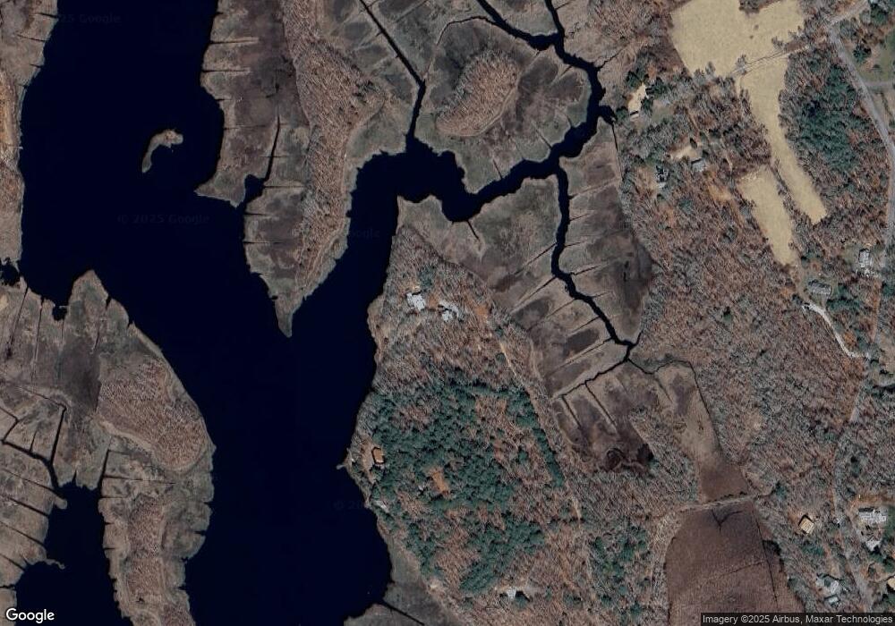 124 Gaffney Rd, South Dartmouth, MA 02748 - photo 1