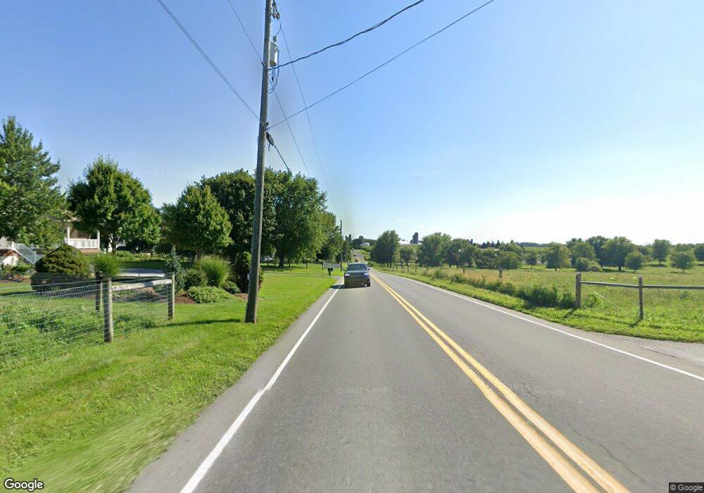 252 N Shirk Rd, New Holland, PA 17557 - photo 1