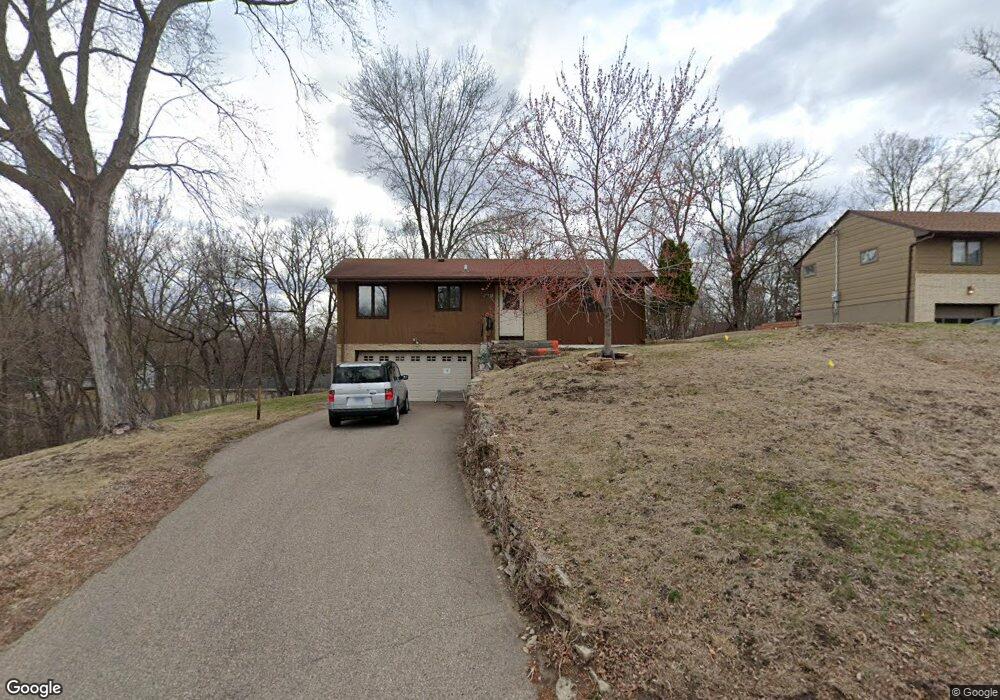 15310 Skyview Dr, Minnetonka, MN 55345 - photo 1