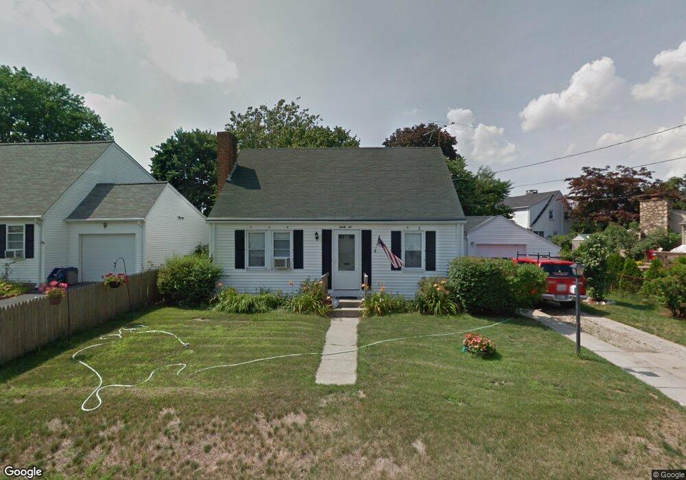 92 Howland Rd, Cranston, RI 02910 - photo 1