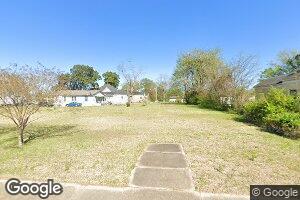 907 4th St S, Columbus, MS 39701