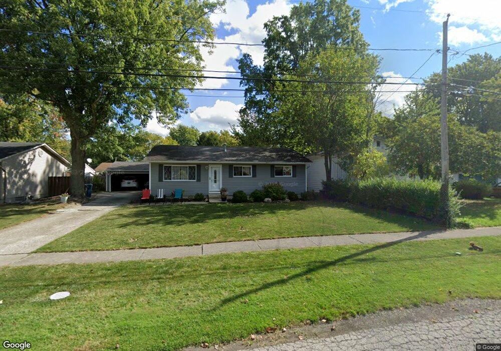 743 Oakwood Ave, Sheffield Lake, OH 44054 - photo 1