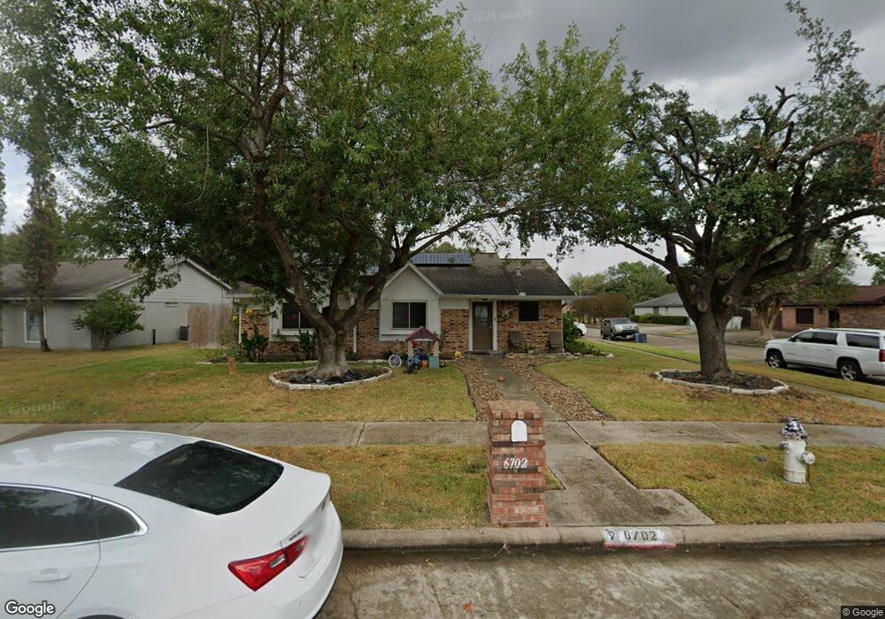 6702 Winding Trace Dr, Houston, TX 77086 - photo 1