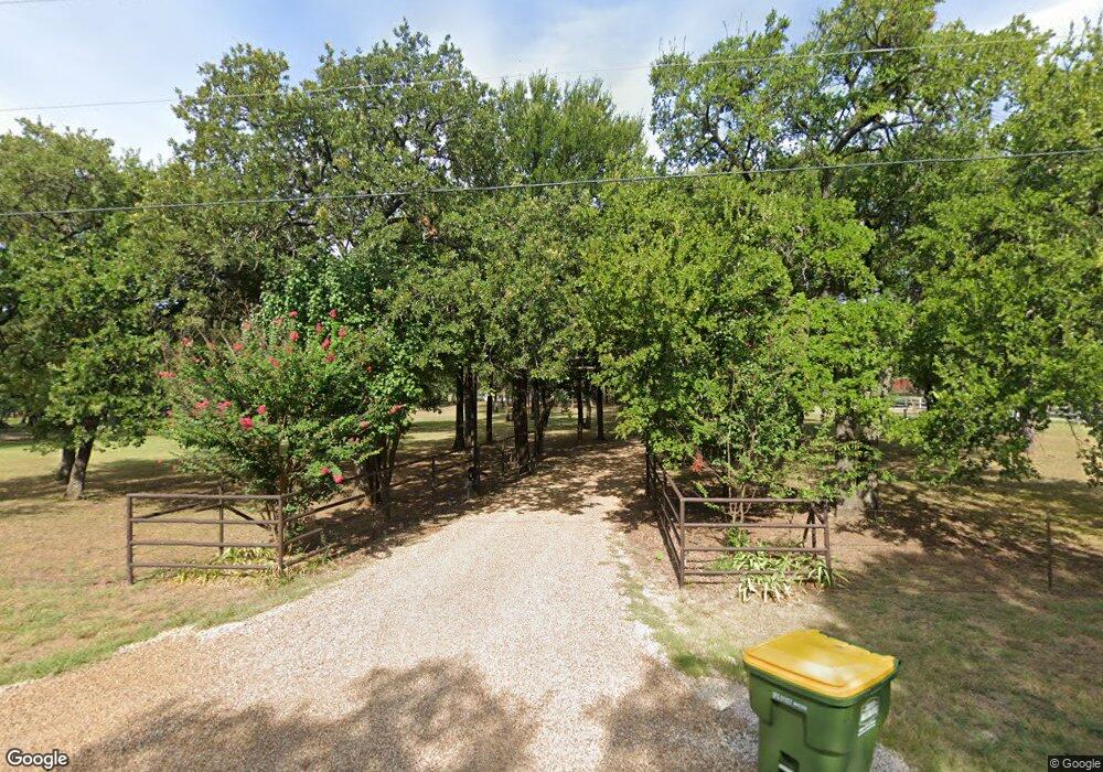 560 Wild Wood Dr, Decatur, TX 76234 - photo 1