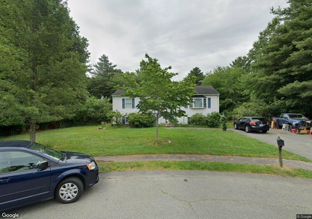 8 Robin Rd, Whitman, MA 02382 - photo 1