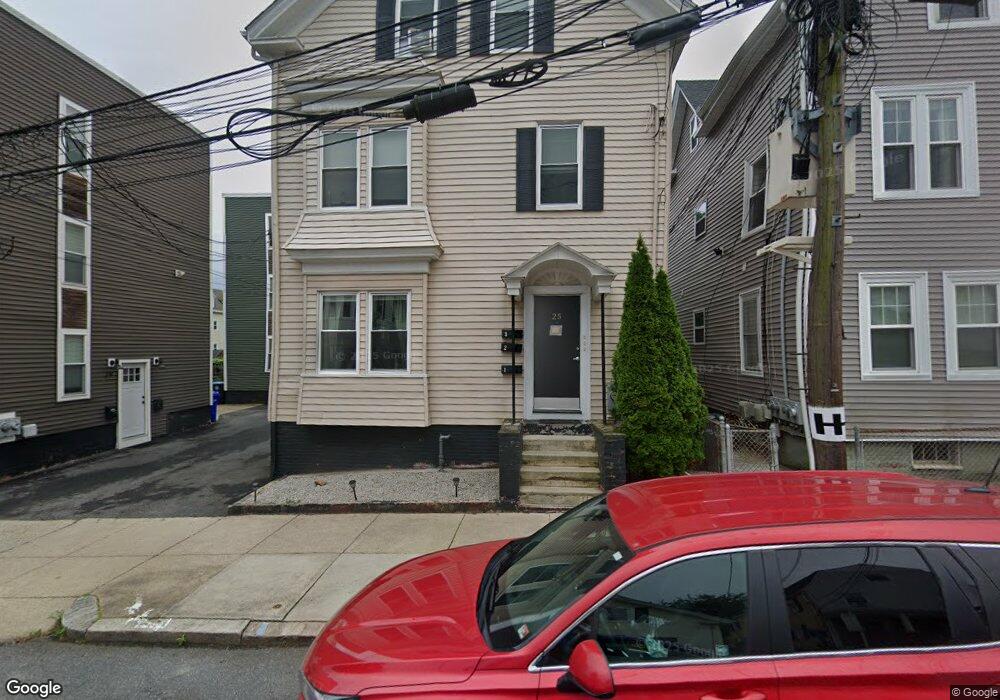 25 E Transit St unit 3rd, Providence, RI 02906 - photo 1