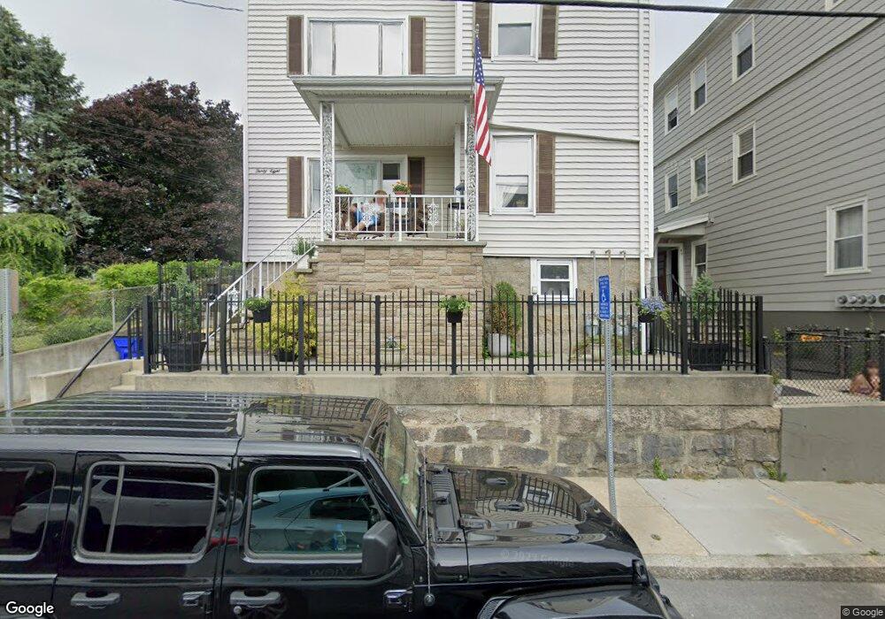 38 Pitman St unit 3, Fall River, MA 02723 - photo 1