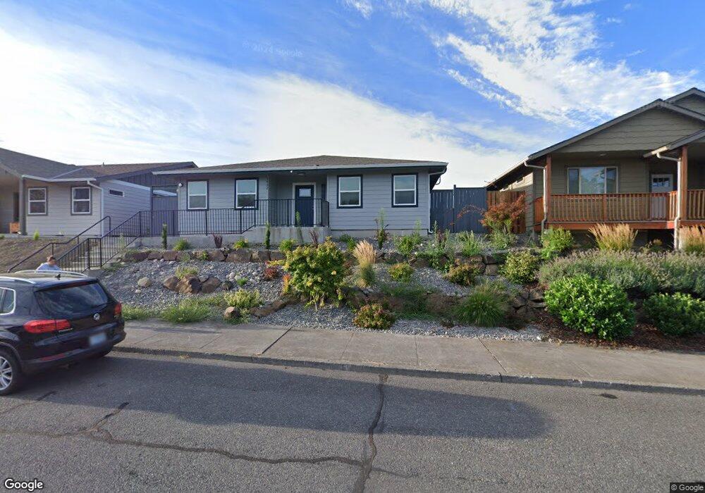 1432 E 11th St unit 16, the Dalles, OR 97058 - photo 1