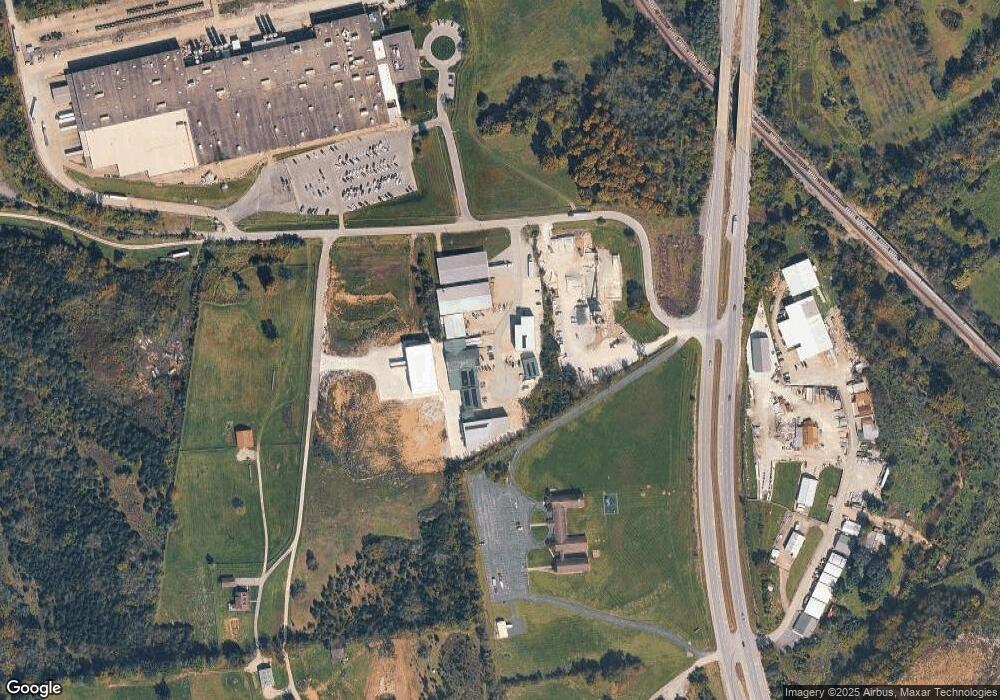 1020 Cable Ct, Lawrenceburg, KY 40342 - photo 1