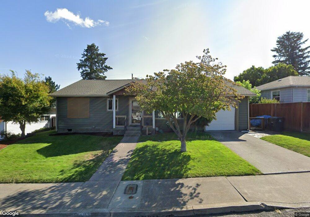 1408 Nevada St, the Dalles, OR 97058 - photo 1