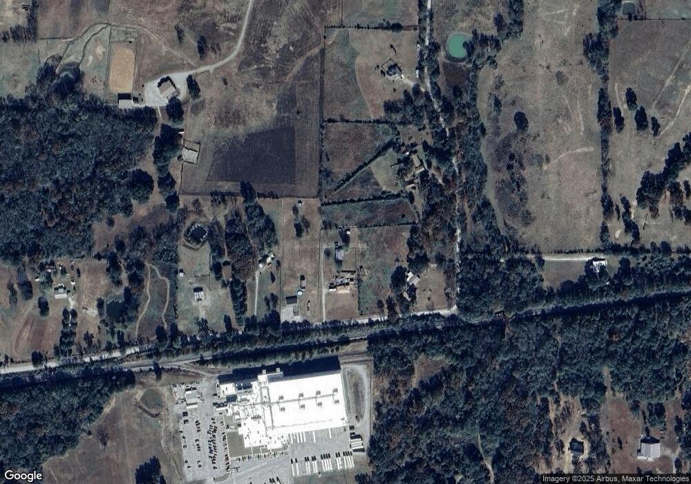 1101 1/2 NE 1st St, Muldrow, OK 74948 - photo 1