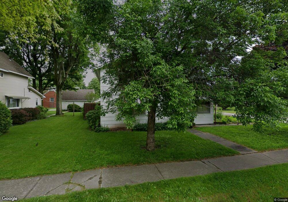 415 Maple St, Elmore, OH 43416 - photo 1