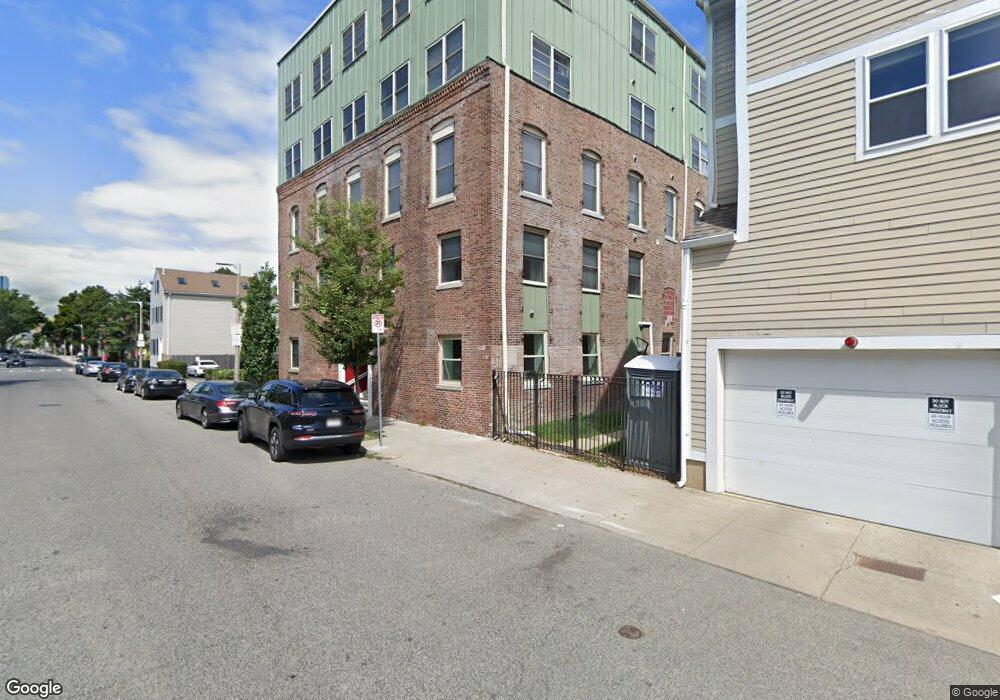 122 W Seventh St unit C, Boston, MA 02127 - photo 1