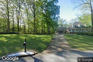 2305 Dogwood Dr, West Point, MS 39773