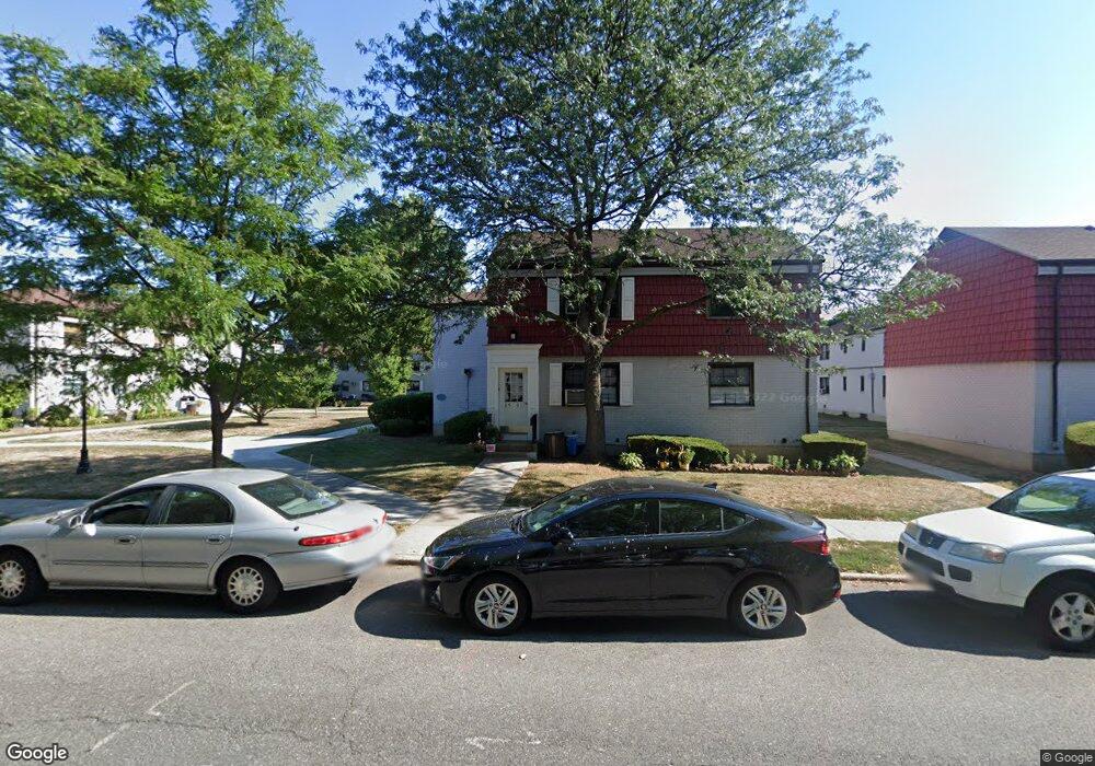 6859 136th St, Flushing, NY 11367 - photo 1