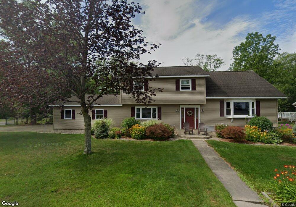 1 Red Coach Dr, Schenectady, NY 12302 - photo 1