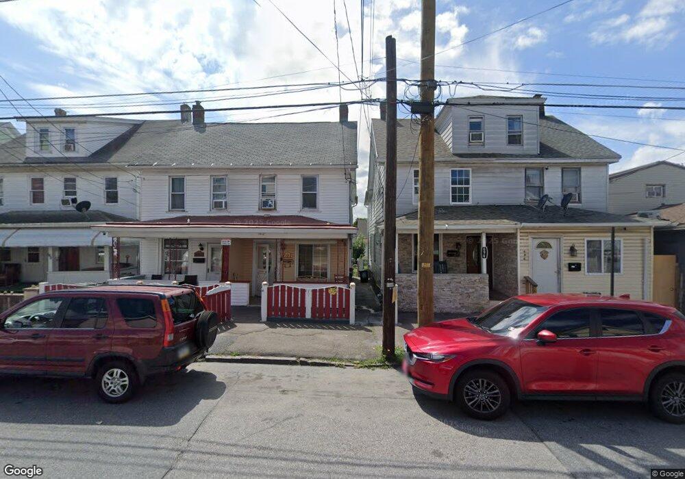 694 N Locust St, Hazleton, PA 18201 - photo 1