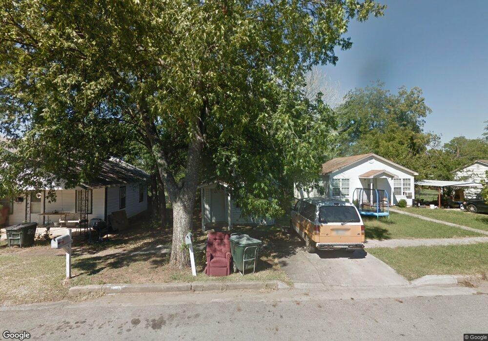 508 E Tahlequah Ave, Sulphur, OK 73086 - photo 1