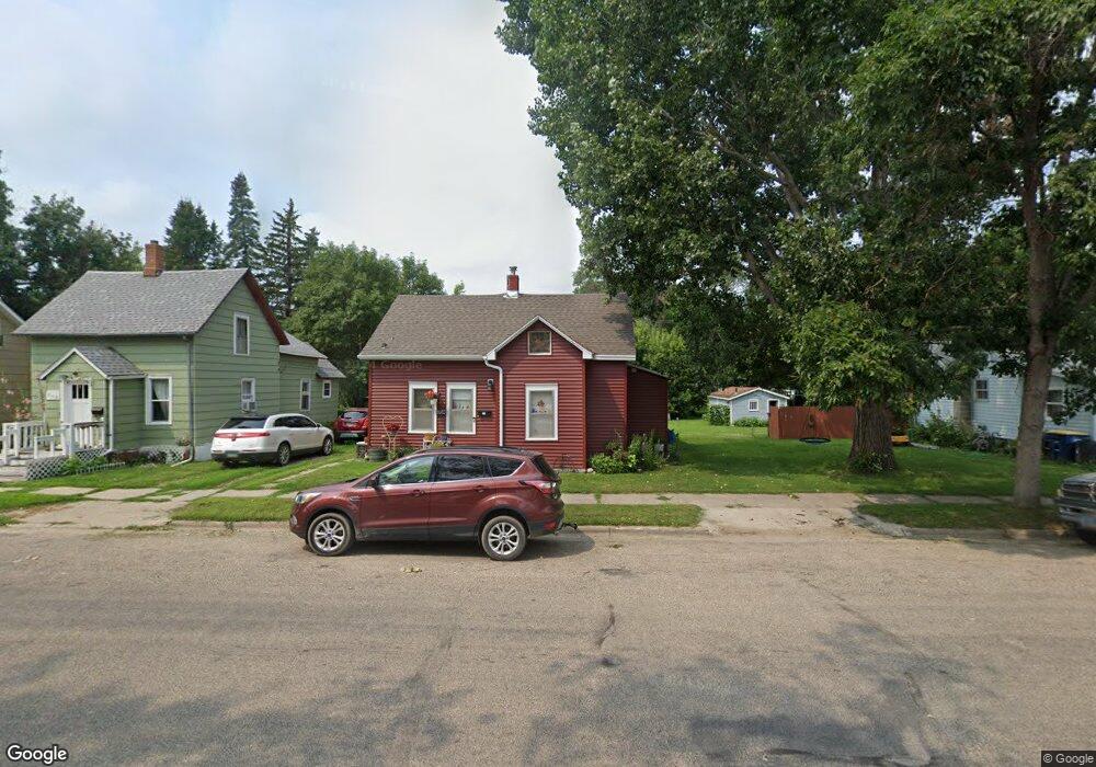 307 4th Ave NW, Jamestown, ND 58401 - photo 1