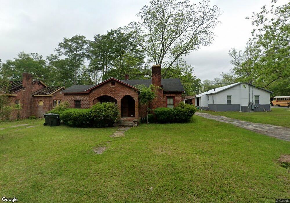 202 6th St SW, Moultrie, GA 31768 - photo 1