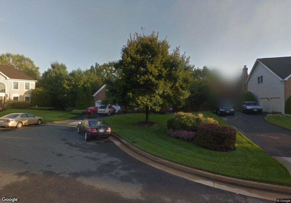 10996 Clover Hunt Ct, Reston, VA 20194 - photo 1